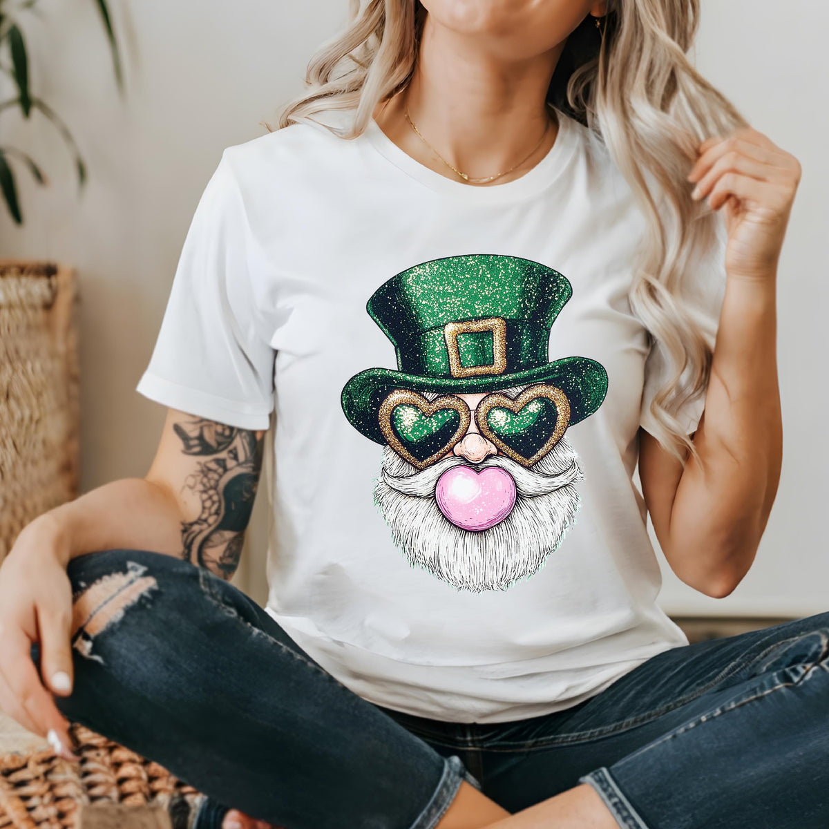 St Patrick's Day T-Shirt, Leprechaun T-Shirt, Retro Leprechaun Irish T-Shirt, Cute Leprechaun T-Shirt, Leprechaun Bubble Gum Shirt