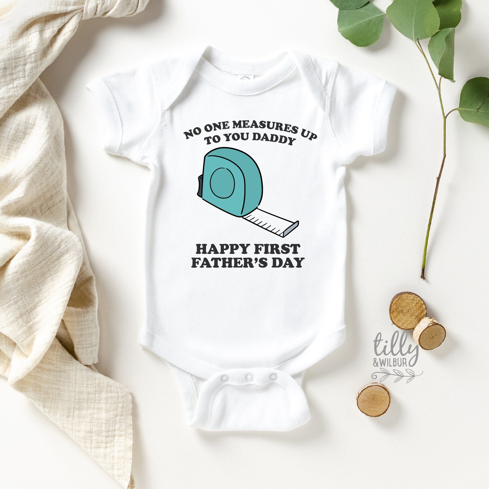 No One Measures Up To You Daddy Happy 1st Father's Day, Father's Day Bodysuit, Fathers Day Baby Outfit, First Fathers Day Baby Gift, Builder