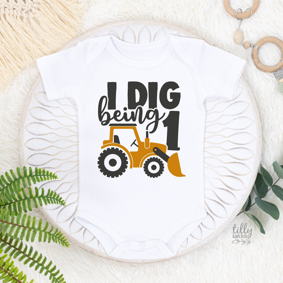 I Dig Being One Birthday Bodysuit, 1st Birthday Bodysuit, 1st Birthday Onesie, One Birthday Gift, Boys 1st Birthday, Boys Birthday T-Shirt
