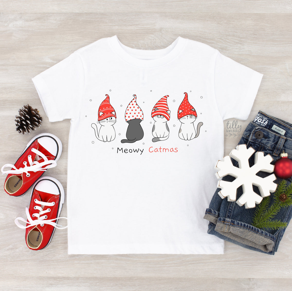 Meowy Christmas T-Shirt, Cat T-Shirt, Christmas Cat T-Shirt. Cat Christmas T-Shirt, Kid's Cat T-Shirt, Cat Lovers T-Shirt, Cat Lovers Gift