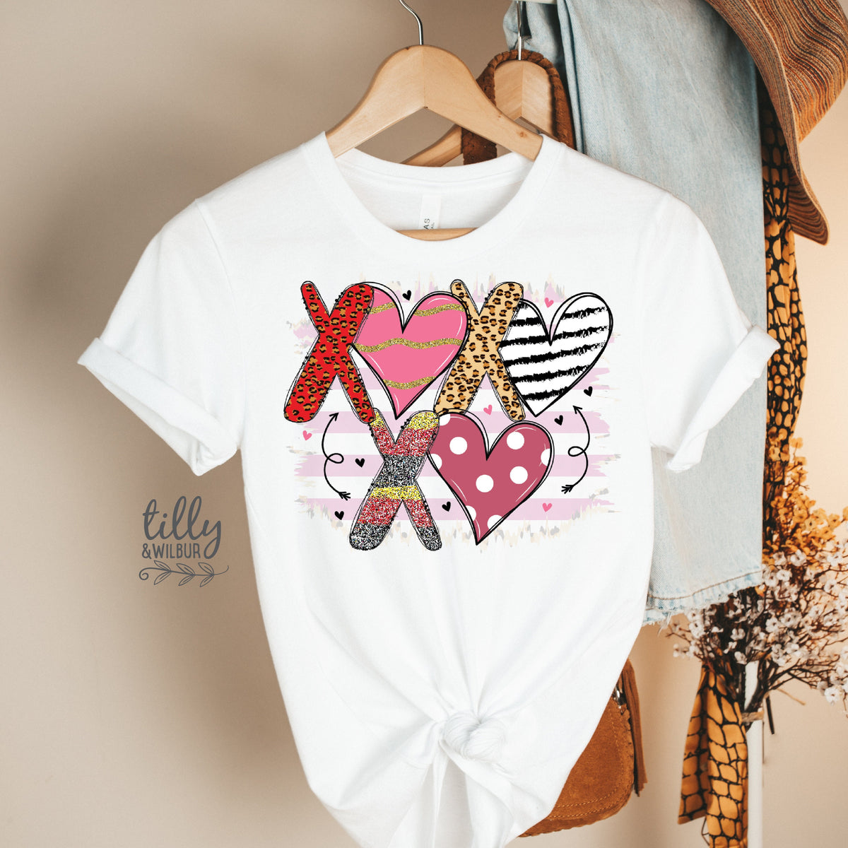XOXOXO Valentine T-Shirt, Valentine's Day T-Shirt, Wife Gift, Girlfriend Gift, Valentine's Day T-Shirt, Valentine's Day Gift, Love Heart