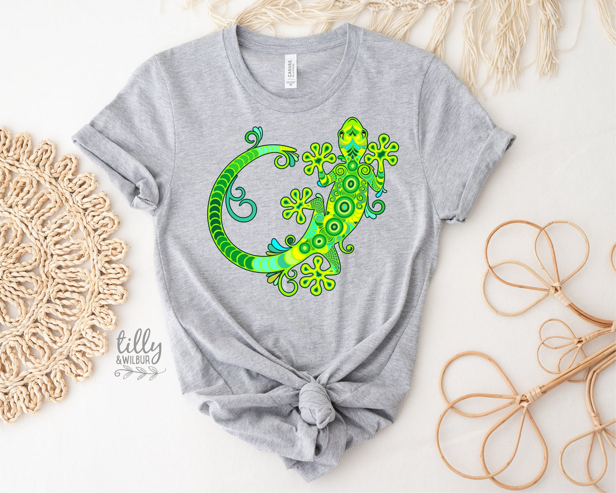 Gecko T-Shirt, Gecko Lover T-Shirt, Lizard T-Shirt, Lizard Lover T-Shirt, Women's Gecko T-Shirt, Gecko Lover Gift, Gecko Gift, Cute Gecko