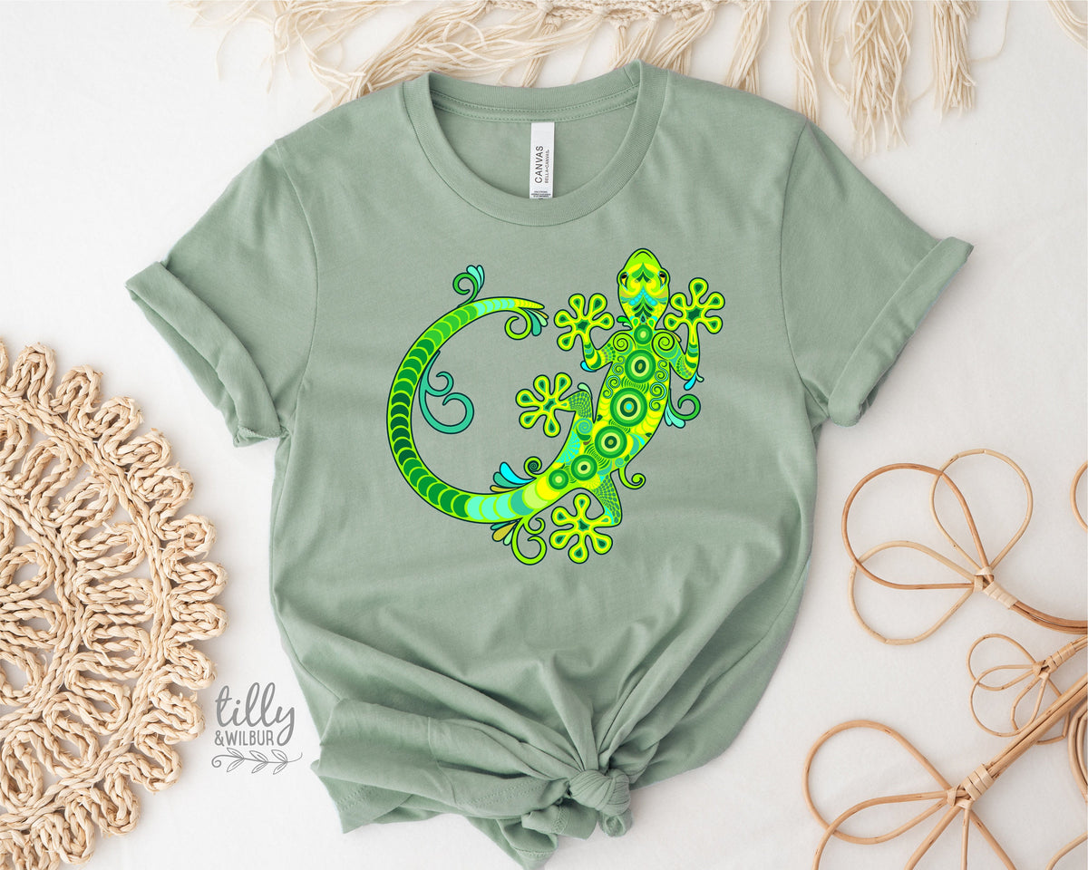 Gecko T-Shirt, Gecko Lover T-Shirt, Lizard T-Shirt, Lizard Lover T-Shirt, Women's Gecko T-Shirt, Gecko Lover Gift, Gecko Gift, Cute Gecko