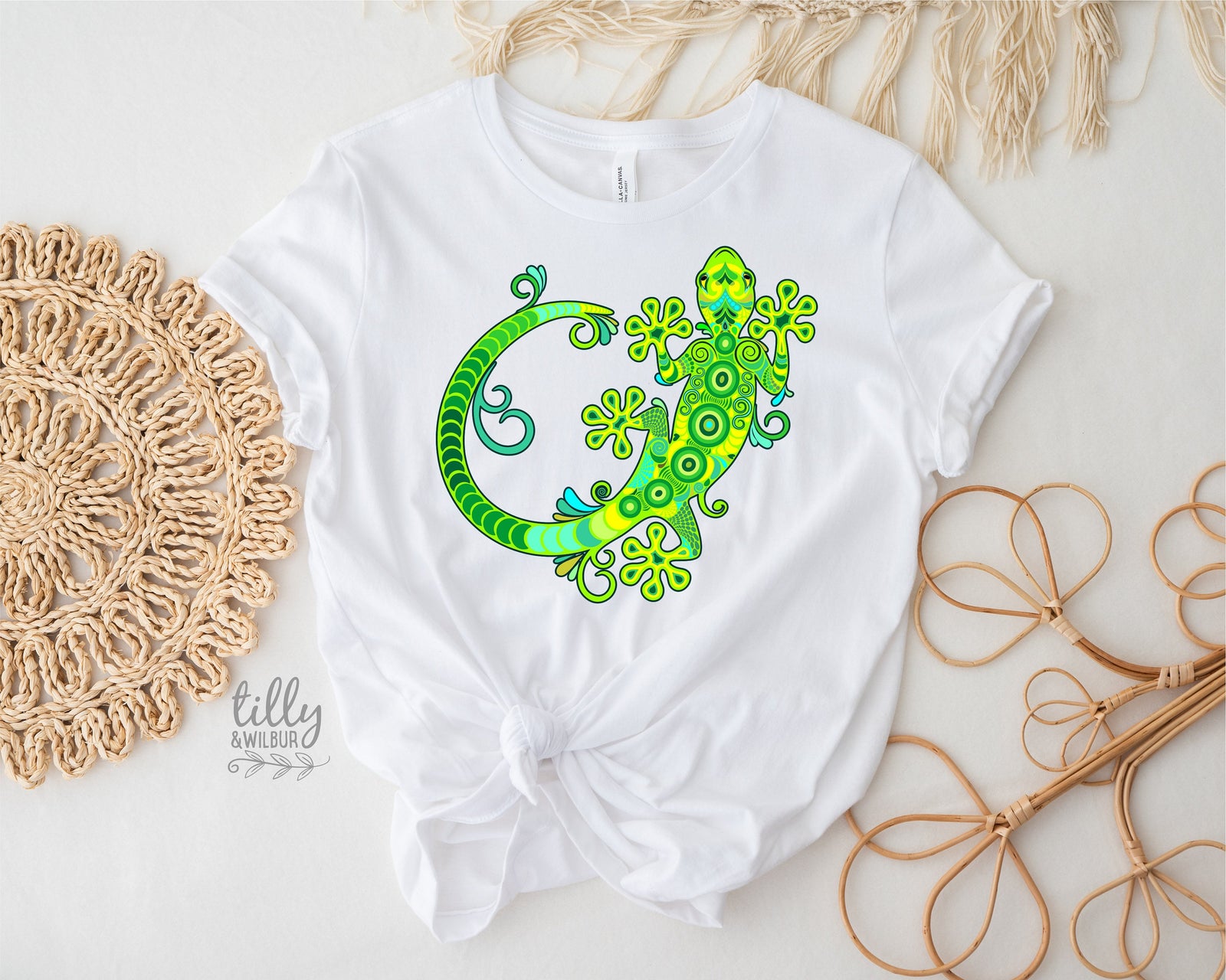 Gecko T-Shirt, Gecko Lover T-Shirt, Lizard T-Shirt, Lizard Lover T-Shirt, Women's Gecko T-Shirt, Gecko Lover Gift, Gecko Gift, Cute Gecko