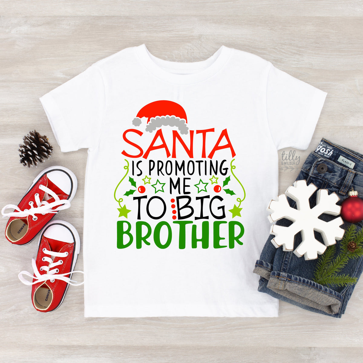 *MORE COLOURS AVAILABLE* Christmas Big Brother Pregnancy Announcement T-Shirt