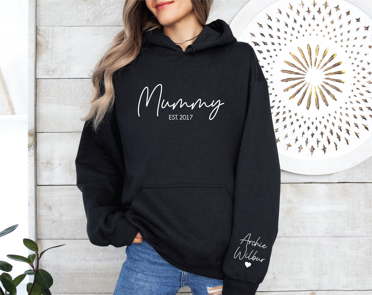 Mummy Hoodie With Name On Sleeve, Mama Est Sweatshirt, Mothers Day Gift, Personalised Mum Gift, Mum Life Jumper, New Mum Hoody, Custom Mama