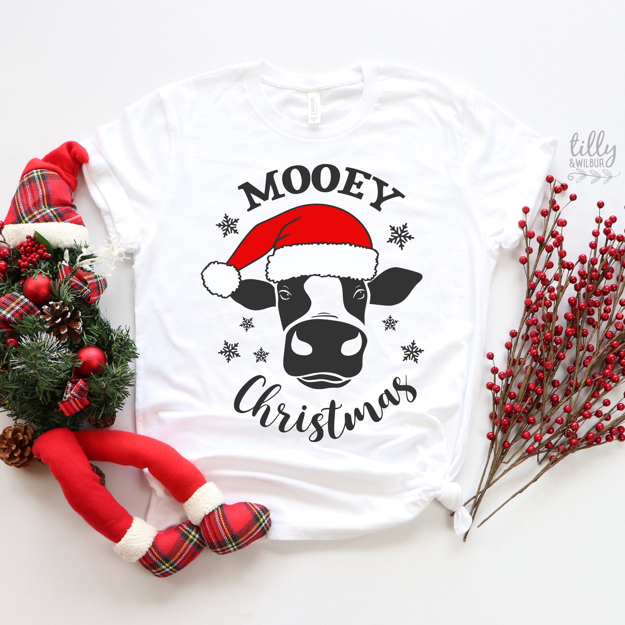 *MORE COLOURS AVAILABLE* Mooey Christmas T-Shirt