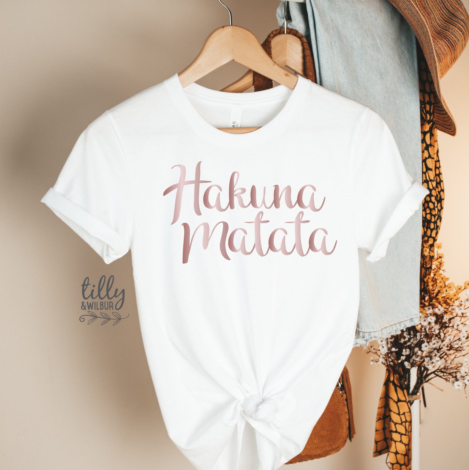 Hakuna Matata Women&#39;s T-Shirt, No Worries T-Shirt, Lion King Shirt, Inspirational Clothing, Inspirational Quotes, Kindness, Mother&#39;s Day