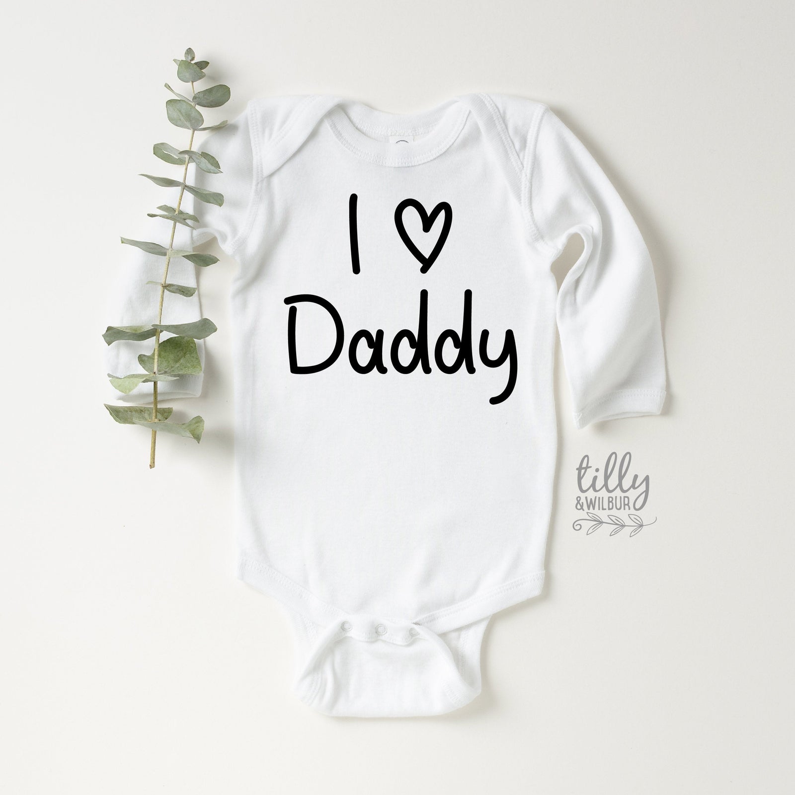 I Love Daddy Bodysuit, I Love Daddy Onesie, Father&#39;s Day Onesie, Daddy I Love You Onesie, Father&#39;s Day Bodysuit, 1st Father&#39;s Day Onesie