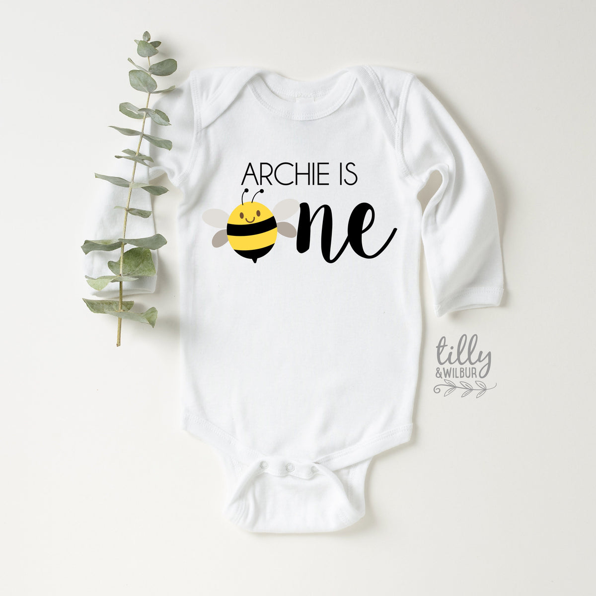1st Birthday Onesie, Bumble Bee Theme Birthday Party, Personalised Birthday Bodysuit, Bee Birthday Romper, First Birthday Onesie, One Today
