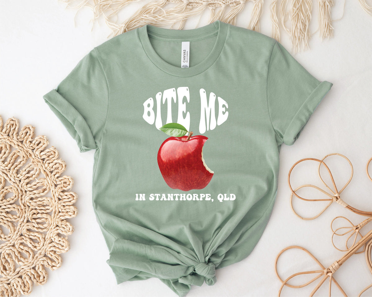 Bite Me in Stanthorpe, QLD Australia T-Shirt, Stanthorpe Apples, Stanthorpe T-Shirt, Stanthorpe Women&#39;s Tee, Australian T-shirt, Fun Fruit