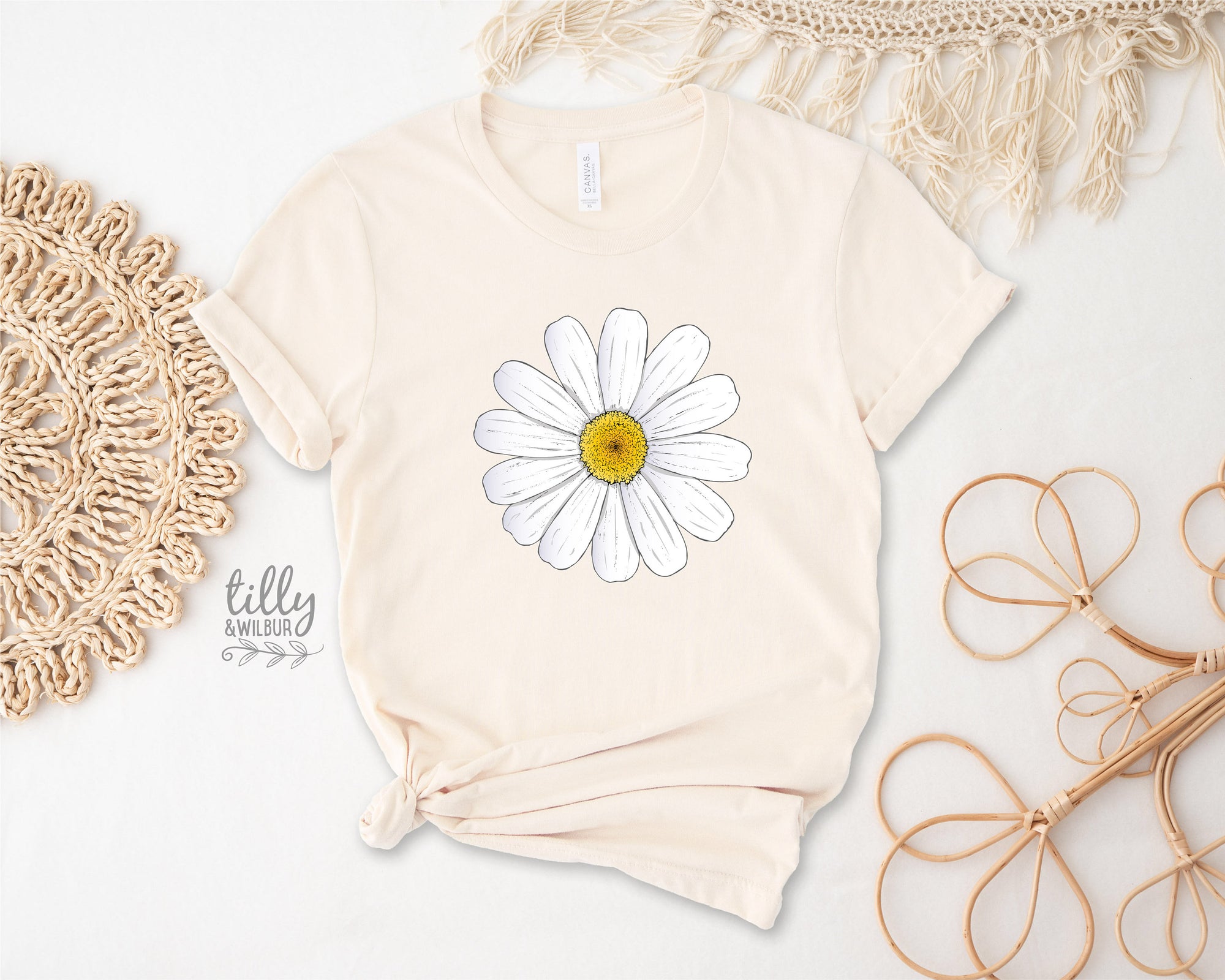 Daisy T-Shirt, Flower T-Shirt, Wildflower T-Shirt, Boho T-Shirt, Floral T-Shirt Gift, Birth Month Flower, Gift For Sister, Gift For Mother